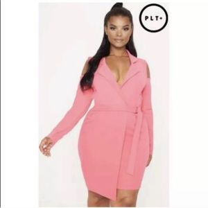 PRETTYLITTLETHING PLUS SIZE 18 
Blazer dress 👗